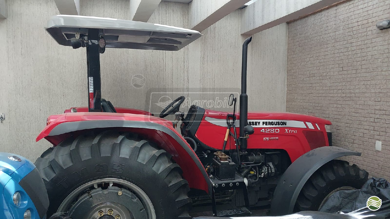 TRATOR MASSEY FERGUSON MF 4280 Tração 4x4 AGROBILL Tratores & Implementos Agrícolas SALTINHO SÃO PAULO SP